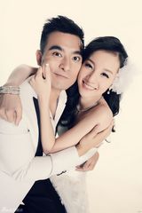 高清图：陈龙章龄之另类婚纱搞笑思密达