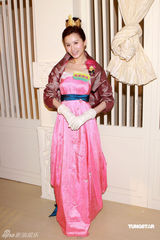 幻灯组图：林峰阿Sa(蔡卓妍)似亲密情侣 狄龙力挺叶童丈夫