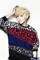 组图：韩男团B.A.P拍写真展阳光帅气青春活力