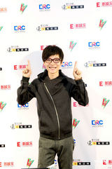 组图：品冠亮相东方风云榜音乐营 郭书瑶黄玲献唱 