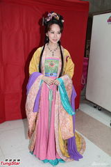 组图：杨思琦古装造型俏皮 澄清纤体非抑郁