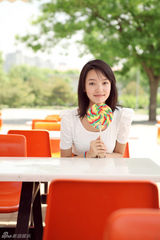 幻灯图：林园青春逼人朝气蓬勃 清纯代言90后