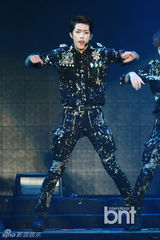 组图：INFINITE首尔举办世界巡回演唱会