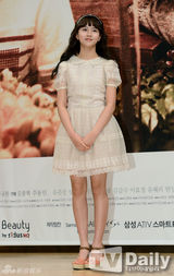 组图：前Fin.k.l成员成宥利李真新剧再聚首