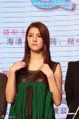 组图：海清加盟《男人如衣服》挑战爱情喜剧