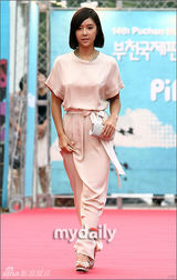 高清图：韩国富川电影节开幕 申贤俊高修等出席