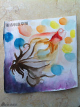 组图：董洁居家素颜作画 私密草图首度曝光