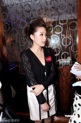 幻灯图：何傲芝急复工 Ana R.不会当Lisa S.伴娘