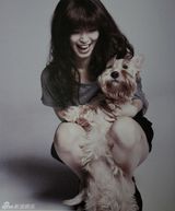 组图：岩佐真悠子性感写真突破尺度