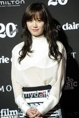 组图：具惠善等众韩星盛装出席时尚庆典活动