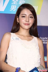 组图：DreamGirls郭雪芙人气盛 演唱会陶喆助阵