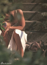 47岁铃木保奈美气质写真 获赞永远的赤名莉香