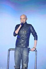 组图：好声音深圳巡演落幕 张玮吴莫愁分组对抗