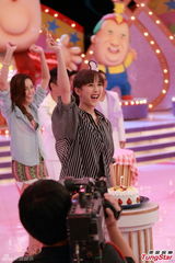 组图：余文乐方力申陈静出席游戏节目录影