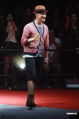 组图：张学友林子祥等助阵太极乐队演唱会