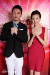 组图：董洁潘粤明昔日羡煞旁人的恩爱瞬间