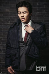 高清：韩星吕珍九时尚大片 游走于少年男人之间