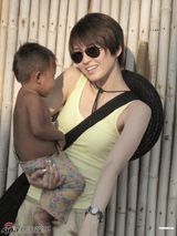 高清组图：梁咏琪旅行写真 展纽约越南风情 