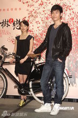 组图：周冬雨台湾宣传山楂树 否认进北影靠张艺谋 