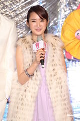 组图：林依晨荣登最受欢迎女演员 锦荣乐陪Jolin