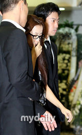 组图：安德烈-金病逝 金喜善元彬等哀悼