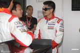 组图：郭富城上海参加车赛 小插曲无碍取得胜利