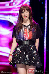 组图：f(x)喜夺MCD三连冠SJ超炫回归