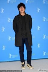 组图：《惠媛》记者会 李善均郑彩恩亮相