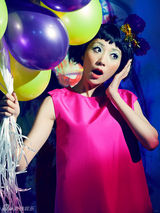 组图：韩雪迷幻童趣写真 撅嘴撇胡鬼马俏皮