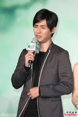 组图：周渝民食言MV男主角 陈妍希笑言下一张