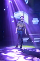 组图：陈晓东15年后再上快本 与谢娜飙复古舞步