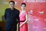 组图：北影节闭幕红毯 章子怡灿笑巩新亮夸张