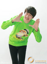 组图：李光洙为动漫配音 幕后卖萌照曝光