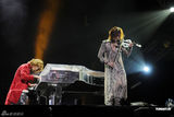 组图：X JAPAN香港开唱 YOSHIKI半裸打鼓引尖叫