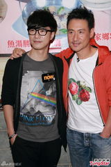 组图：张学友自认严父 与爱女相处如朋友