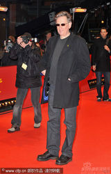 幻灯图集：《猛犸象》首映 阿佳妮少女范儿现身