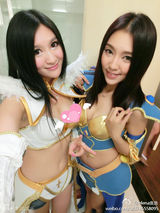 组图：Chinajoy火辣靓模长腿爆乳惹宅男疯狂