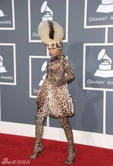 策划：得罪造型师不妙！明星奇葩装束起底