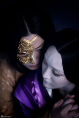 组图：《画皮2》剧照曝光 赵薇周迅深情相拥