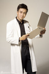 组图：《心术》X光扫描版制服群像海报曝光