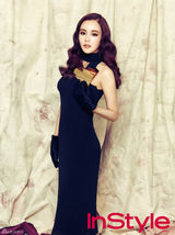 高清图：黄雨瑟惠登时尚杂志黑白配显端庄气质