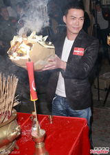 组图：《神枪狙击》将拍 周海媚徐子珊变情敌