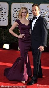 组图：《傲骨贤妻》男星乔西-查尔斯亮相金球奖