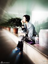 组图：朴树娇妻吴晓敏自拍照展文艺气质