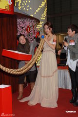 高清图：《魔发奇缘》香港首映 余文乐Angelababy(杨颖)捧场