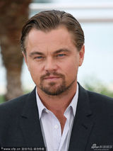 组图：盖茨比剧组亮相戛纳 莱昂纳多成熟魅力