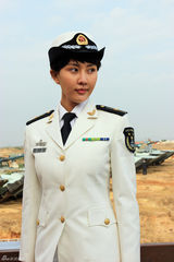 组图：《火蓝刀锋》刘思言剧中情感归宿将揭晓