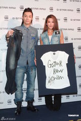 组图：谢婷婷被追问谢霆锋生活 演绎牛仔时尚