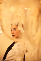 幻灯图：苏岩写真绽放野性 展现别样中性魅力