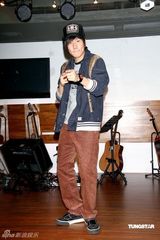 幻灯图：林俊杰为音乐会彩排 闻SA基分手感到惊愕